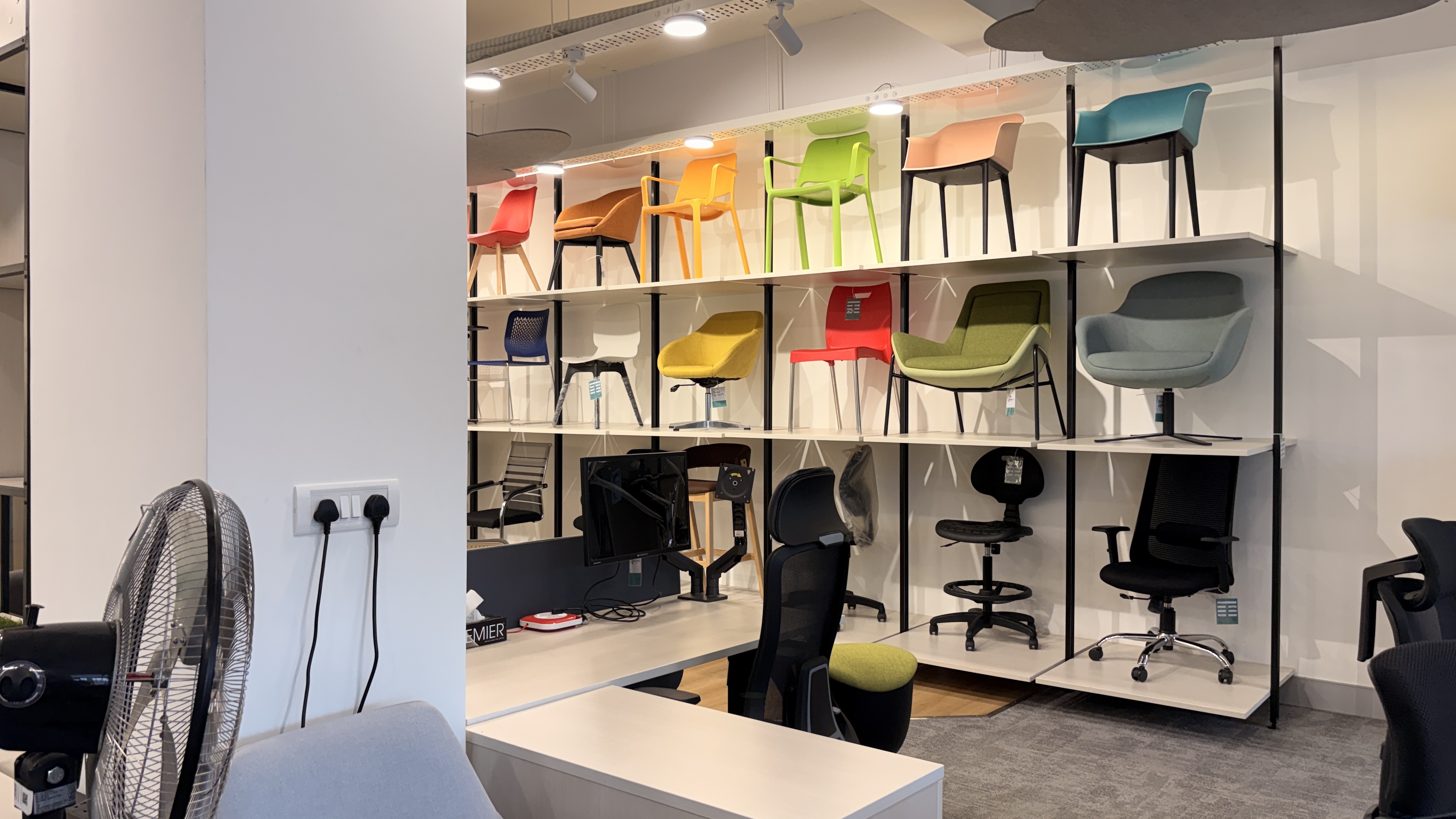 Furniconcept lab Showroom , Chennai. India - office furniture project by Furniconcepts